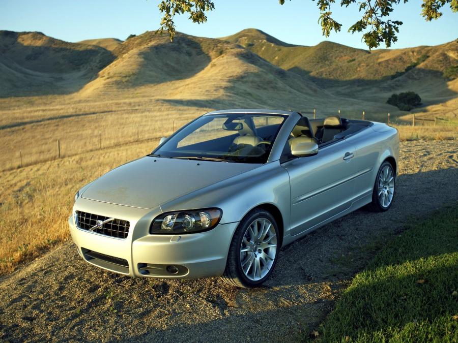  Volvo C70 T5 2005 года  (US) (фото 14 из 30)